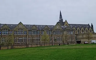 利兹大学补考挂科被劝退？别慌，看这一篇就够了！