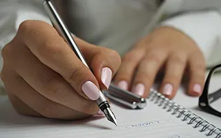 期刊发表服务全攻略:快速发表学术论文,从投稿指导开始！